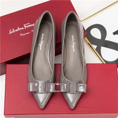 Salvatore Ferragamo 2021 Women's Leather Middle Heel - 페라가모 2021 여성용 레더 미드힐,Size(225-250),FGMS0530,그레이