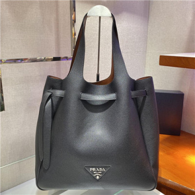 [프라다]Prada 2021 Women's Leather Tote Bag,35cm - 프라다 2021 여성용 레더 토트백,35cm,PRAB0354,블랙