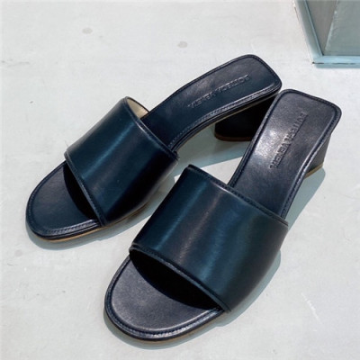 [베이직 아이템]Bottega Veneta 2021 Women's Leather Slipper,BVS0352 - 보테가베네타 2021 여성용 레더 슬리퍼,Size(225-250),블랙