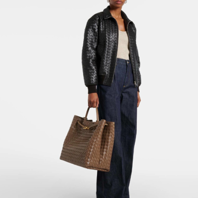 보테가베네타 남/녀 라지 안디아모 - Bottega veneta Large Andiamo - bvb4431x