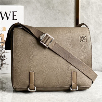 [로에베]Loewe 2021 Men's Leather Messanger Bag/Cross Bag,33cm,LOEB0533 - 로에베 2021 남성용 레더 메신저백/크로스백,33cm,카키