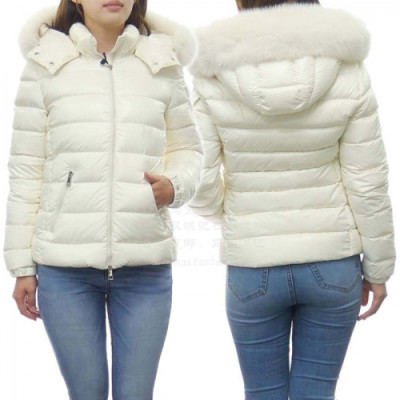 Moncler  Womens Patch Logo Modern Goose-down Padding White - 몽클레어 2021 여성 패치 로고 모던 구스다운 패딩 Moc02241x Size(1 - 3) 화이트