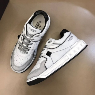 발렌티노  남성 캐쥬얼 레더 스니커즈 Size(240-275) 그레이 - Valentino 2021 Men's Casual Leather Sneakers Val0500x Gray