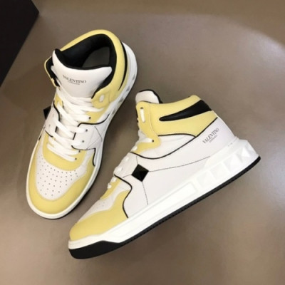 발렌티노  남성 캐쥬얼 레더 하이탑 스니커즈 Size(240-275) 화이트 - Valentino 2021 Men's Casual Leather High-top Sneakers Val0504x White