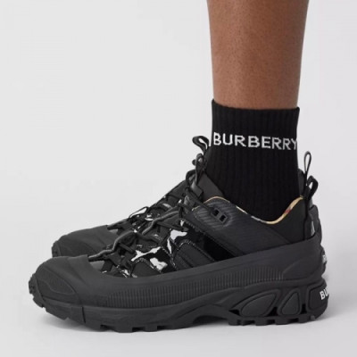 버버리  남성 캐쥬얼 스니커즈 Size(240 - 270) 블랙 - Burberry  Men's Casual Sneakers Bur04266x Black