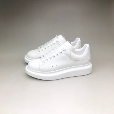 알렉산더맥퀸 남/녀 화이트탭 스마일 스니커즈 - Unisex White Sneakers - alx0126x