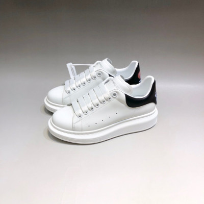 알렉산더맥퀸 남/녀 블랙탭 스니커즈 - Unisex Black Sneakers - alx0129x