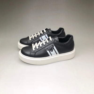 프라다 남성 클래식 블랙 스니커즈 - Mens Black Sneakers - pra02765x