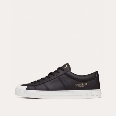 발렌티노 남성 클래식 블랙 스니커즈 - Mens Black Sneakers - val0295x