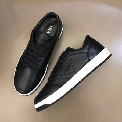 프라다 남성 클래식 블랙 스니커즈 - Mens Black Sneakers - pra02810x