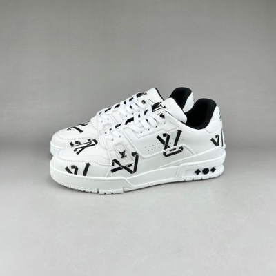 루이비통 남성 블랙 스니커즈 - Louis vuitton Mens Black Sneakers - lv153x