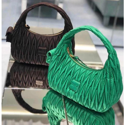 미우미우 여성 그린 토트백 - Miumiu Womens Green Tote Bag - miu262x