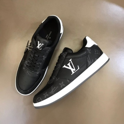 루이비통 남성 블랙 스니커즈 - Louis vuitton Mens Black Sneakers - lv394x