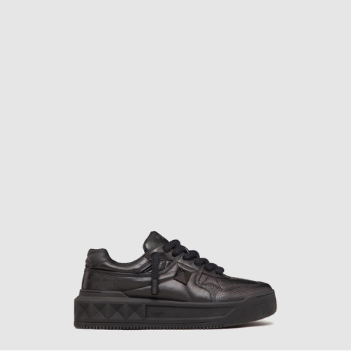 발렌티노 남/녀 원 스터드 XL 나파 가죽 로우탑 스니커즈 - Valentino Unisex One Stud XL Nappa Leather Low-Top Sneakers - val403x