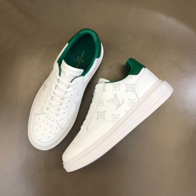 루이비통 남성 그린탭 스니커즈 - Louis vuitton Mens Green Sneakers - lv619x