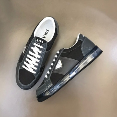 프라다 남성 블랙 스니커즈 - Prada Mens Black Sneakers - pr393x