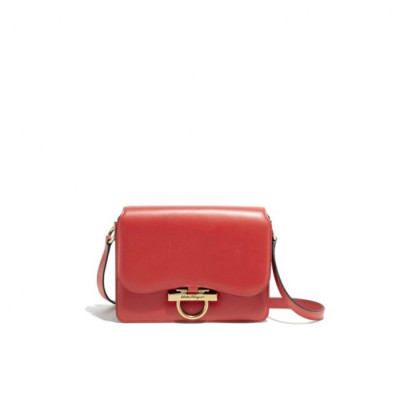 페라가모 여성 간치니 플랩 조안백 - Ferragamo Womens Gancini Flap Bag - sf24x