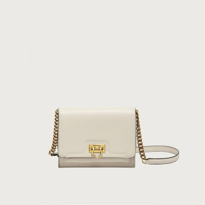 페라가모 여성 트리폴리오 플랩 숄더백 - Ferragamo Womens Trifolio Flap Bag - sf26x