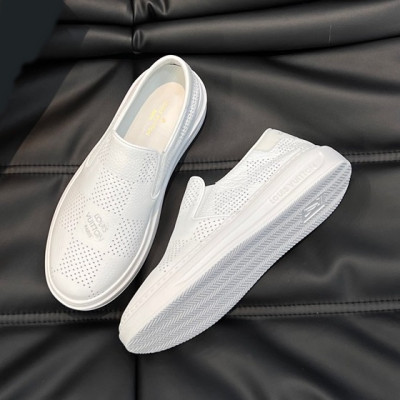 루이비통 남성 모던 화이트 로퍼 - Louis vuitton Mens White Loafer - lv925x