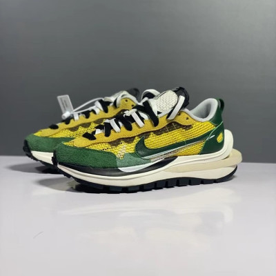 나이키 남/녀 그린 사카이 와플 - Nike Unisex Green Sacai VaporWaffle - nik172x