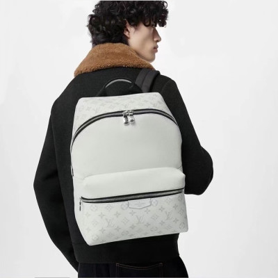 루이비통 남성 화이트 백팩 - Louis vuitton Mens White  Back Pack - lv1275x