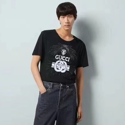 구찌 남성 블랙 티셔츠 - Gucci Mens Black Tshirts - guc339x