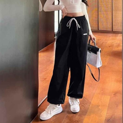 [당일배송] 프라다 여성 경량 리나일론 조거 팬츠 - dd838x