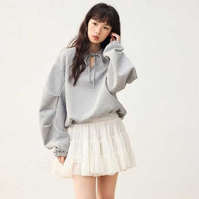 [당일배송] 미우미우 여성 코튼 V 스트링 와셔 맨투맨 - dd857x