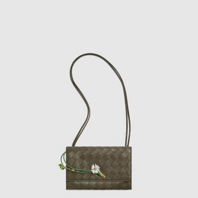 보테가 베네타 여성 안디아모 파우치 - Bottega veneta Womens Andiamo Pouch - bvb9734x