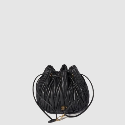 미우미우 여성 마테라쎄 나파 가죽 파우치 - Miumiu Womens Matelasse Nappa Leather Pouch - mib10128x