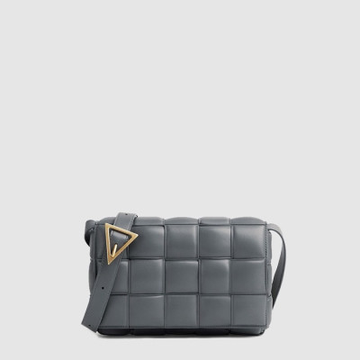 보테가 베네타 남/녀 패디드 카세트 - Bottega veneta Unisex Padded Cassette - bvb13943x