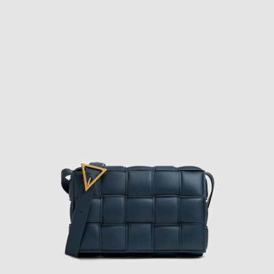 보테가 베네타 남/녀 패디드 카세트 - Bottega veneta Unisex Padded Cassette - bvb13948x