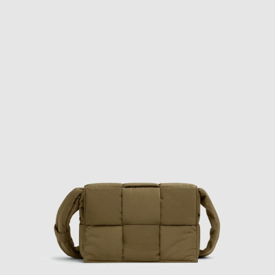 보테가베네타 남/녀 스몰 패디드 테크 카세트 - Bottega veneta Unisex Small Padded Tech Cassette - bvb14662x