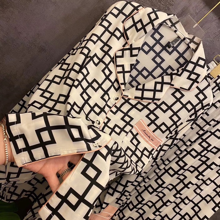 62783_15860977154942.JPG