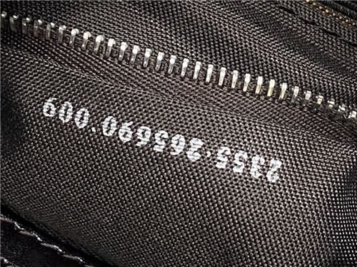 79652_16169912592643.jpg